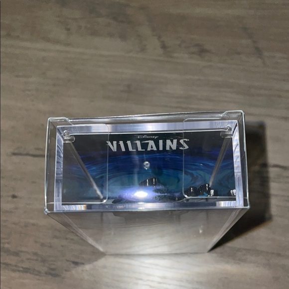 Disney Villains Hades Figpin - Picture 7 of 7